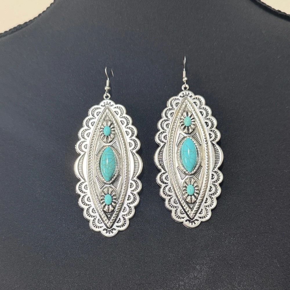 ‼️NEW Silver and Turquoise Dangle Earrings